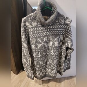 Gray Patterned  Sweater